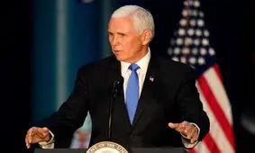 مایک پنس به فشار دموکرات‌ها برای برکناری ترامپ واکنش نشان داد