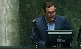 چرا هیأت رئیسه یک هفته کاری برای حل مشکلات اقتصادی مردم تخصیص نمی‌دهد؟