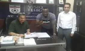 بمب پرسپولیسی‌ها قراردادش را ثبت کرد+عکس