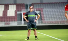 پاسخ پیشکسوت پرسپولیس به کنایه محمود فکری/ الان جام نمی‌دهند!