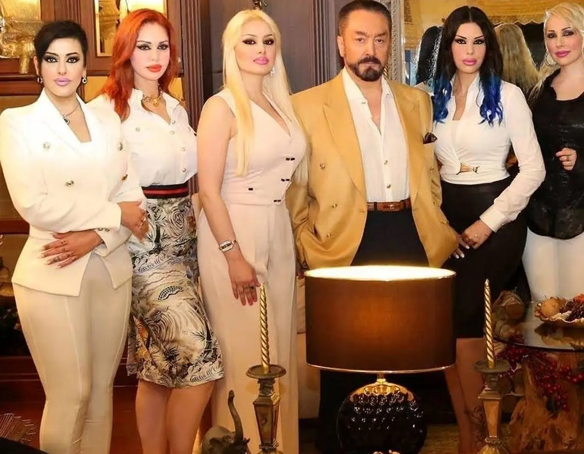 مُبلغ مشهور اسلامی در ترکیه به ۱۰۷۵ سال زندان محکوم شد/ او 1000 معشوقه داشت/ عکس