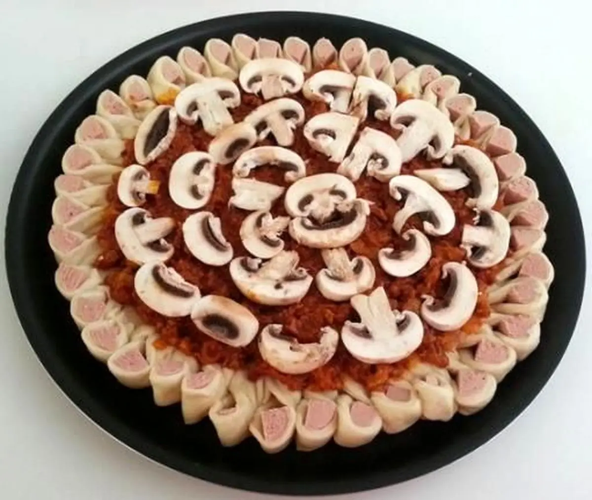طرز تهیه پیتزای لقمه‌ای به شکل گل