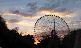 بادی که سکون چند ساله‌ی‌ چرخ وفلک کوهستان پارک مشهد را بهم زد