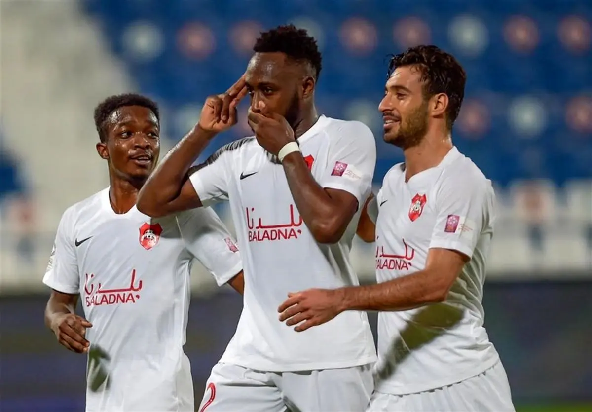 حضور خلیل‌زاده در تیم منتخب لیگ ستارگان قطر/ عکس