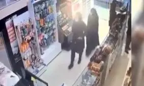 سرقت حرفه‌ای و عجیب موبایل فروشنده توسط دو خانم/ ویدئو