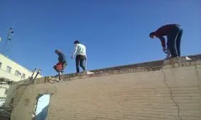 تخریب دیوارهای بلند زندان سمنان/ کاروانسرای شاه‌عباسی آزاد شد/ تصاویر