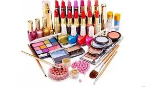 آیا وزارت صمت از آزاد کردن واردات لوازم آرایشی عقب نشینی می‌کند؟