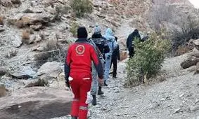 انتقال پیکر بی جان زن 69 ساله از ارتفاعات کرمان بعد از 8 ماه