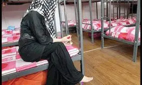 قصه توهمات زنی که با اجنه زندگی می‌کند