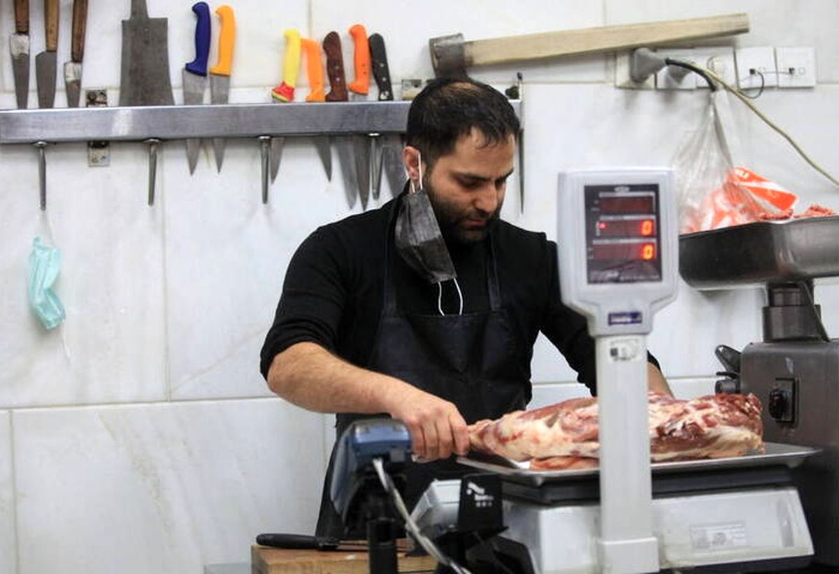 ماسک جایش اینجا نیست/ عکس