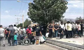 مدیر جمعه بازار خبرنگار صداوسیما را کتک زد/ ویدئو