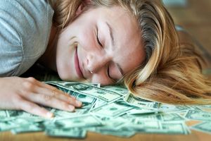 شادی را با پول می‌توان خرید؟ دانشمندان پاسخ می‌دهند