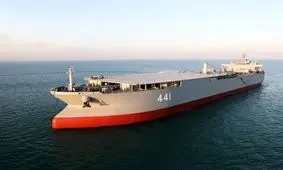 پخش زنده محفل انس با قرآن بر روی عرشه بزرگترین شناور نظامی ایران