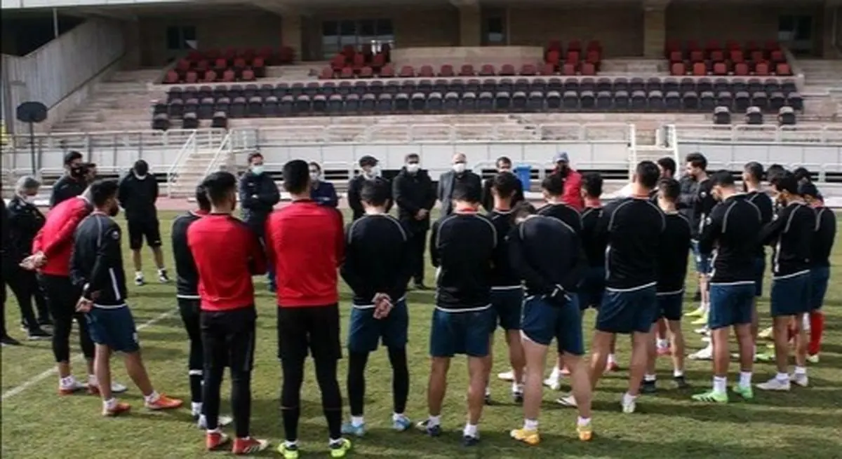 طرح موزاییکی پرسپولیسی‌ها به یاد مهرداد/عکس