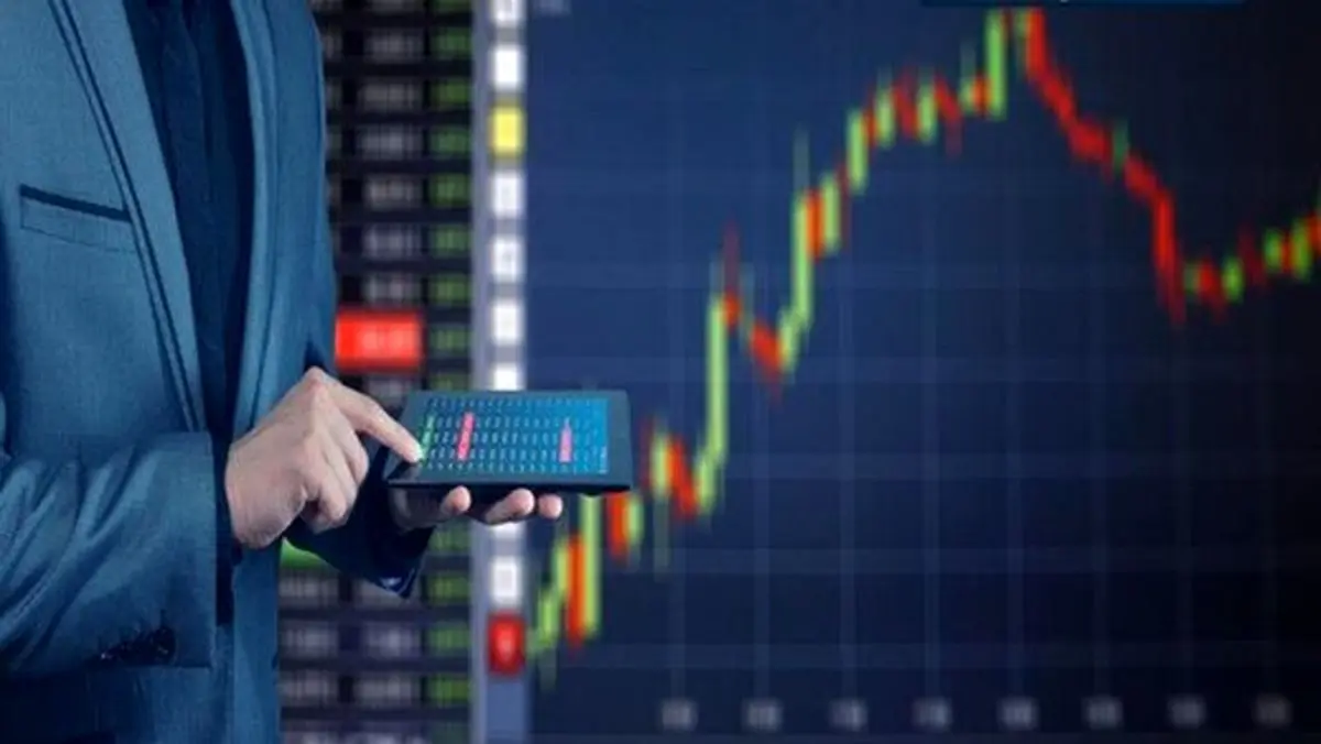 پیش بینی 4 کارشناس درباره وضعیت امروز بورس