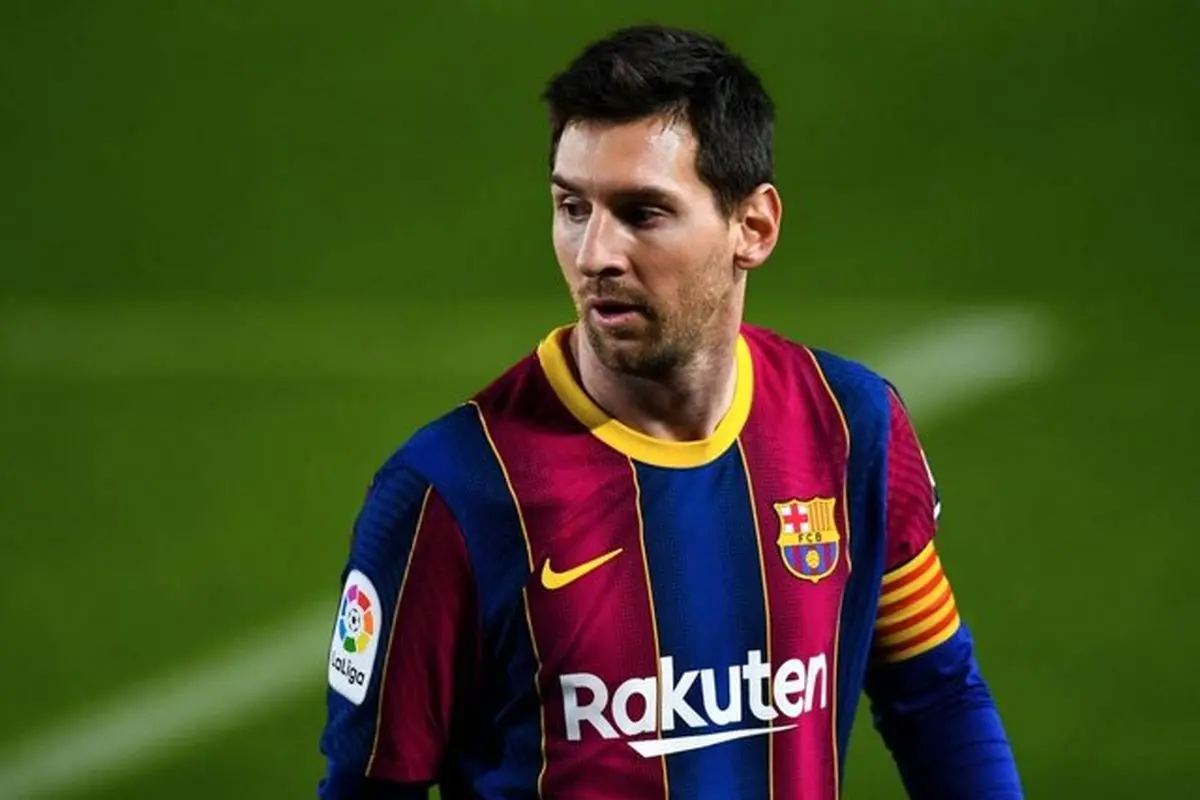 مسی در سال ۲۰۱۷ قرارداد ۵۵۵ میلیون یورویی امضا کرد!