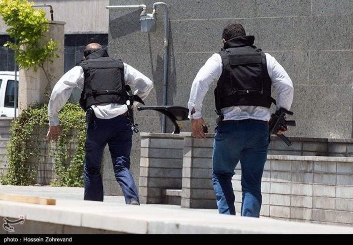 ده تا تروریستها میزدند صدتا بچههای سپاه جواب میدادند/ ماجرای فرشته نجاتی به اسم علی فلاح!