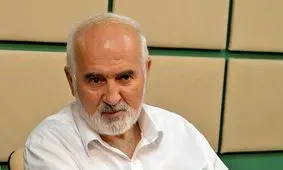 احمد توکلی: برخی نمایندگان رفاه‌طلب و مال دوست‌اند