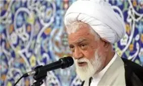 امام جمعه بندرعباس: آب شهر را برای رئیس‌جمهور ببرند تا بداند مردم چه می‌کشند! / آب بندرعباس بوی تعفن می‌دهد