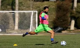 یک بازیکن دیگر هم از استقلال اخراج شد