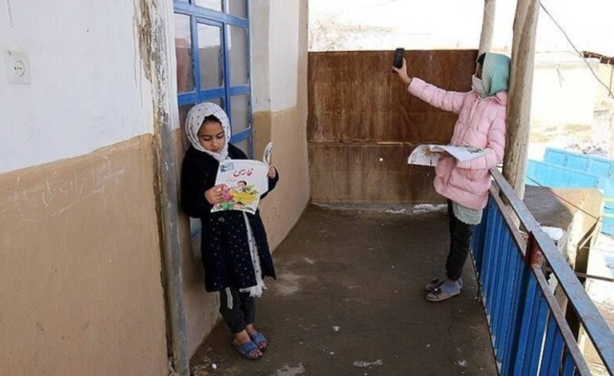 مدرسه مجازی و محرومیت دانشآموزان روستایی پلدختر/ تصاویر