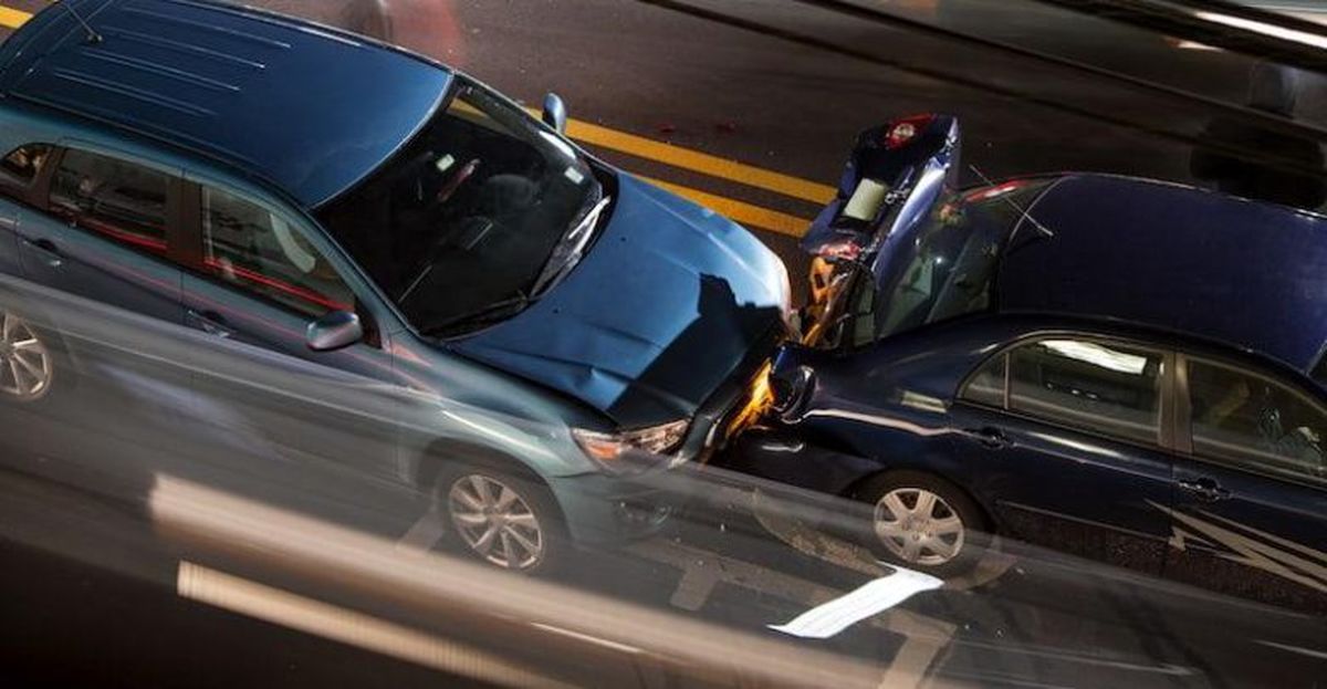 اخاذی از صاحبان خودروهای لاکچری از طریق تصادف ساختگی