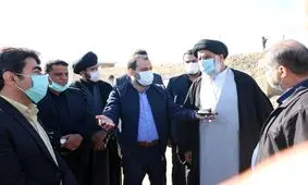 بازدید نماینده ولی فقیه و شهردار از طرح‌های محرومیت‌زدایی اهواز +عکس