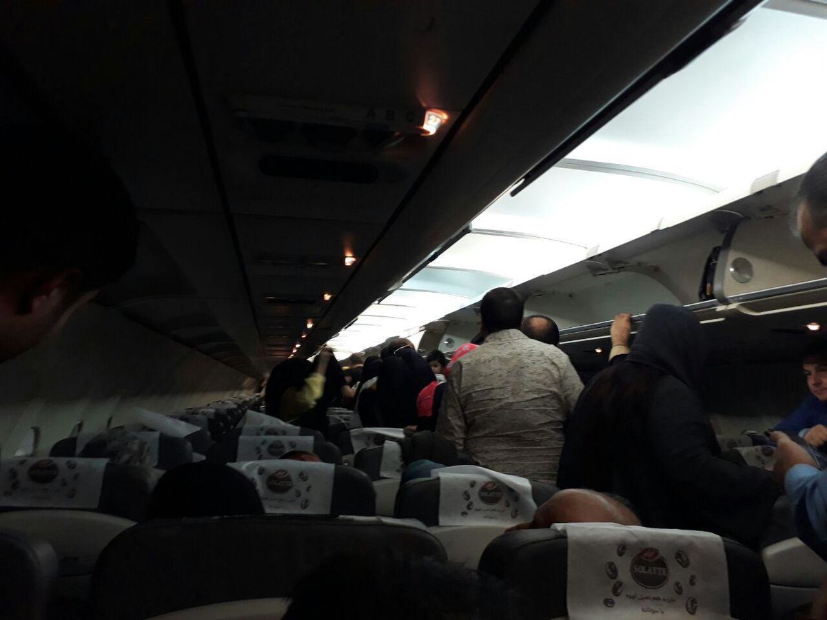 لرزش شدید در بدنه هواپیمای زاگرس تهران به اهواز / پرواز لغو شد