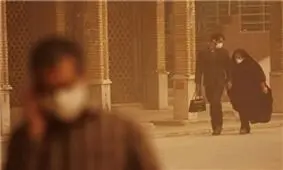 شهروندان قمی تا حد امکان از منزل خارج نشوند/ استفاده از ماسک برای پیشگیری از خطرات آلودگی هوا