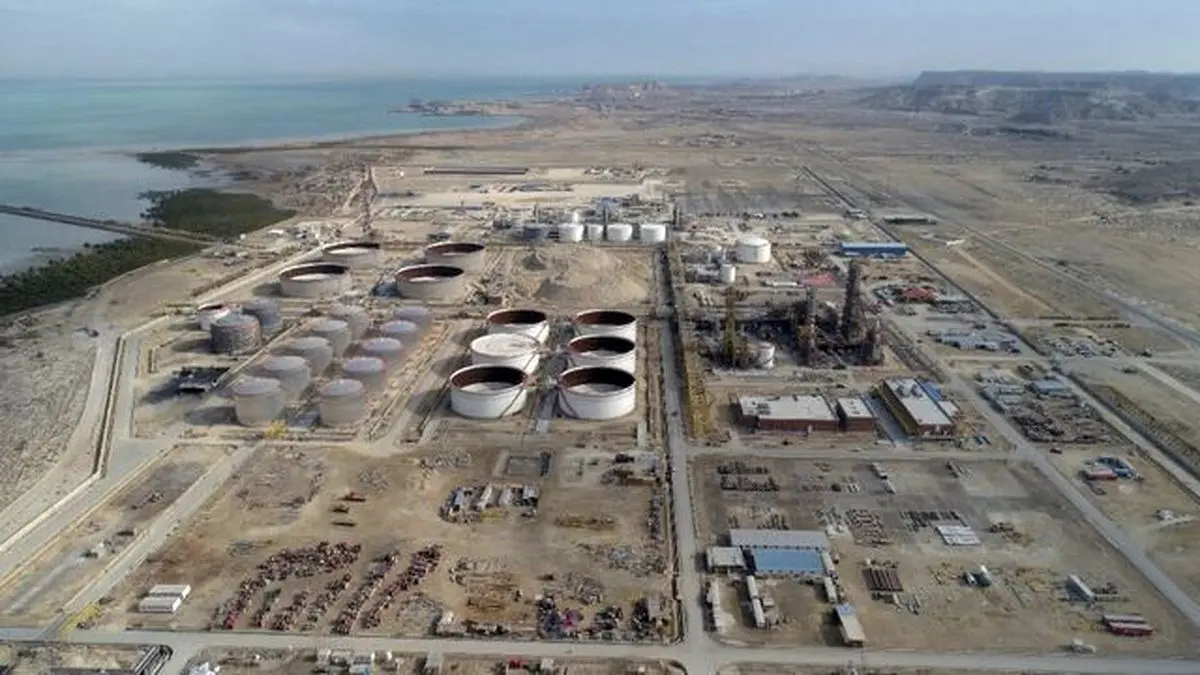 عملیات پیش راه‌اندازی پالایشگاه نفت فوق‌سنگین قشم آغاز شد