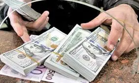 بازرگانان با پرداخت ۳۰ درصد تعهدات ارزی از تعلیق خارج می‌شوند