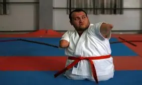 کاراته‌باز بی دست و پا!/ تصاویر