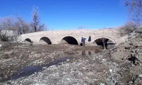 پل تاریخی «کرزان» تویسرکان مرمت می‌شود