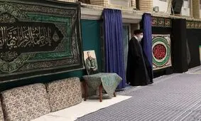 تصویری از رهبر انقلاب در حسینیه امام خمینی (ره)