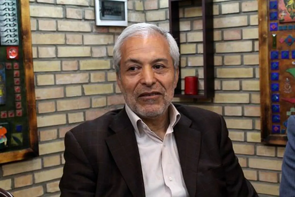 میرلوحی: برخی به اسم جوانان انقلابی حرف‌هایی می زنند که برای مردم آب و نان نمی‌شود