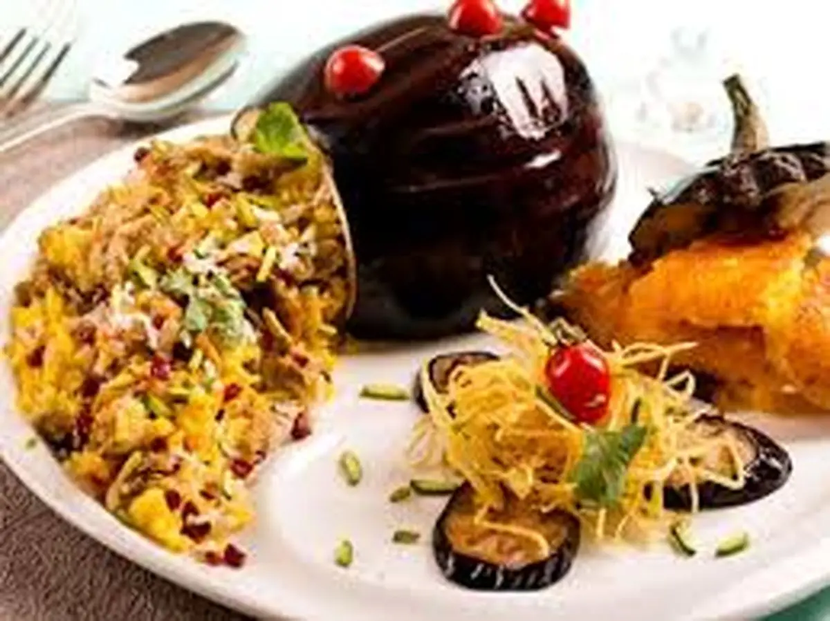 طرز تهیه بادمجان پلو