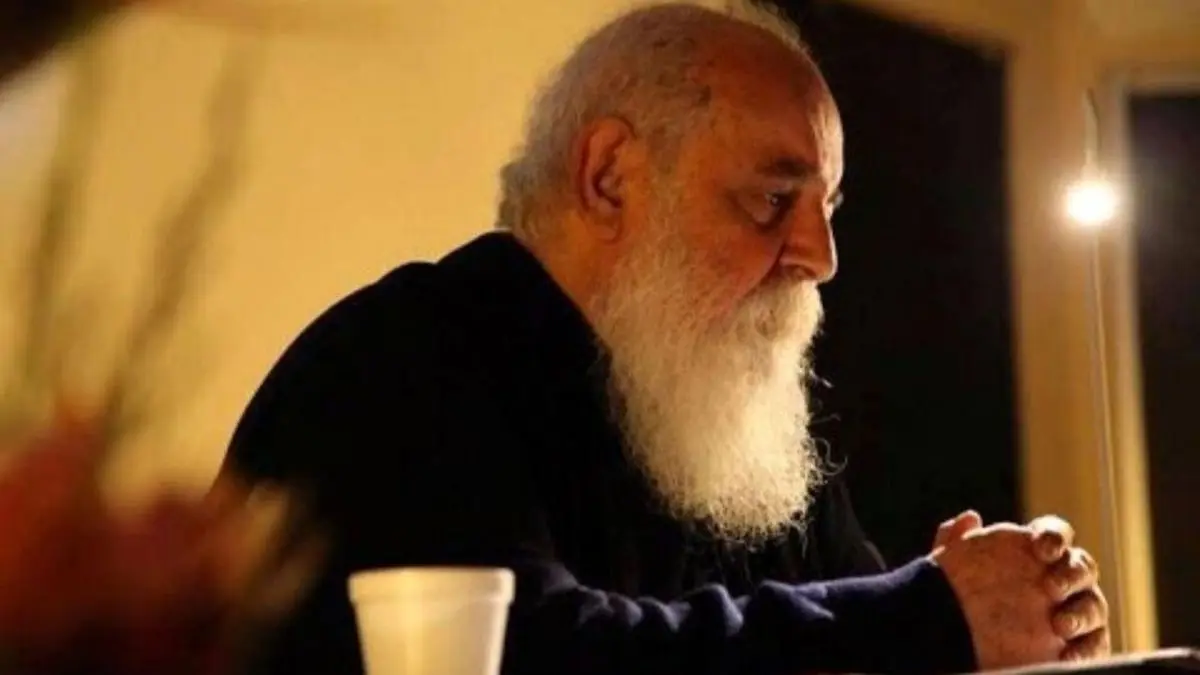 شعرخوانی هوشنگ ابتهاج: ای نی محزون کجایی؟ سوختیم/ ویدئو