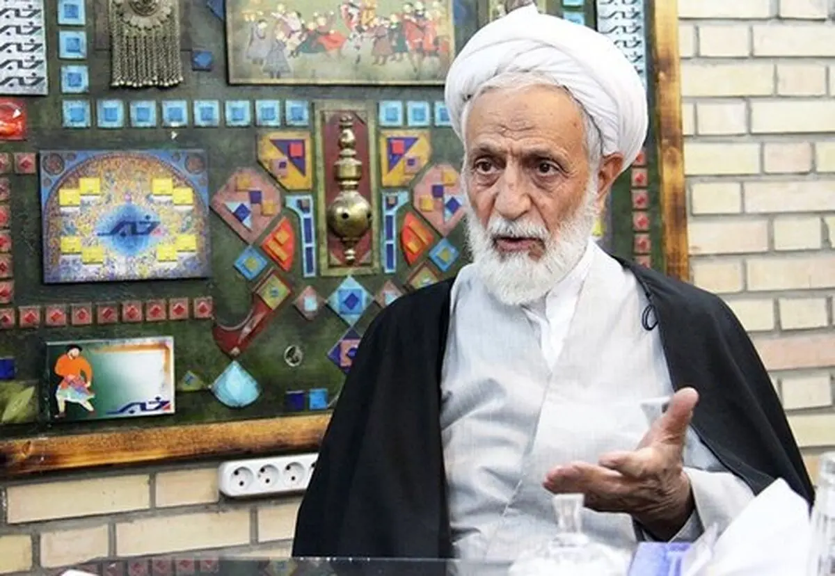 افراد نباید خودشان را بُکشند تا رییس جمهور شوند/ رییسی باید در سنگر قوه قضاییه بماند