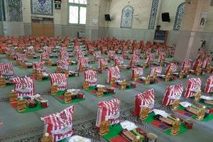 تداوم اجرای رزمایش کمک مومنانه در زنجان/ ۱۰۰۰ بسته معیشتی بین نیازمندان خدابنده توزیع شد