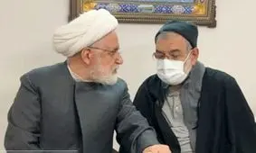 مهدی کروبی به عیادت قدرت‌الله علیخانی رفت