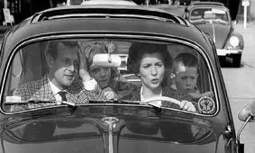 زنان آلمانی اجازه چه کار‌هایی را نداشتند؟/ تصاویر