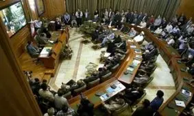 سه مدیر شهرداری با حافظی درگیر شدند