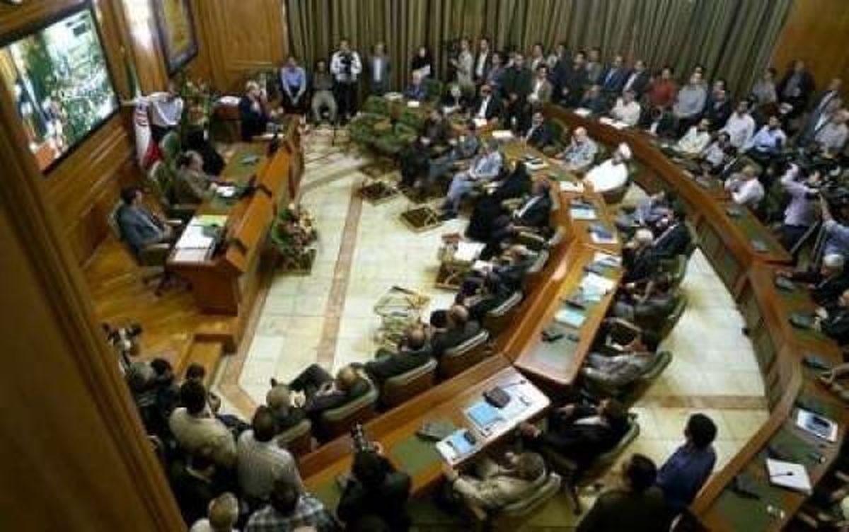 سه مدیر شهرداری با حافظی درگیر شدند