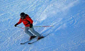 ۲۰ بهمن افتتاح رسمی نخستین پیست اسکی لرستان