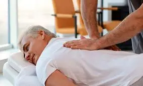 ماساژ درمانی چطور درد را آرام می‌کند؟/ ویدئو