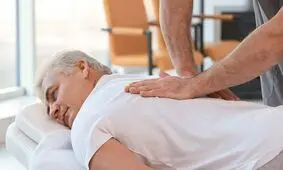 ماساژ درمانی چطور درد را آرام می‌کند؟/ ویدئو