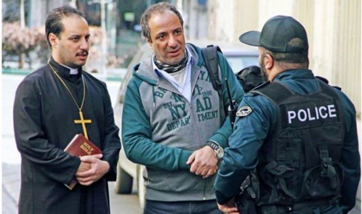 انتقاد نماینده ارامنه در مجلس از فیلم اکسیدان: لباس روحانیت ما را به سخره گرفتند؛ این هنجارشکنی است/ تشبیه اکسیدان به اقدام نشریه شارلی ابدو