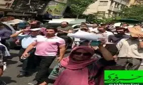 تجمع اعتراض آمیز در میدان ونک/ چرا اسناد پردیسی ها باطل شد؟/ توضیحات شرکت عمران درگفتگو با خبرفوری