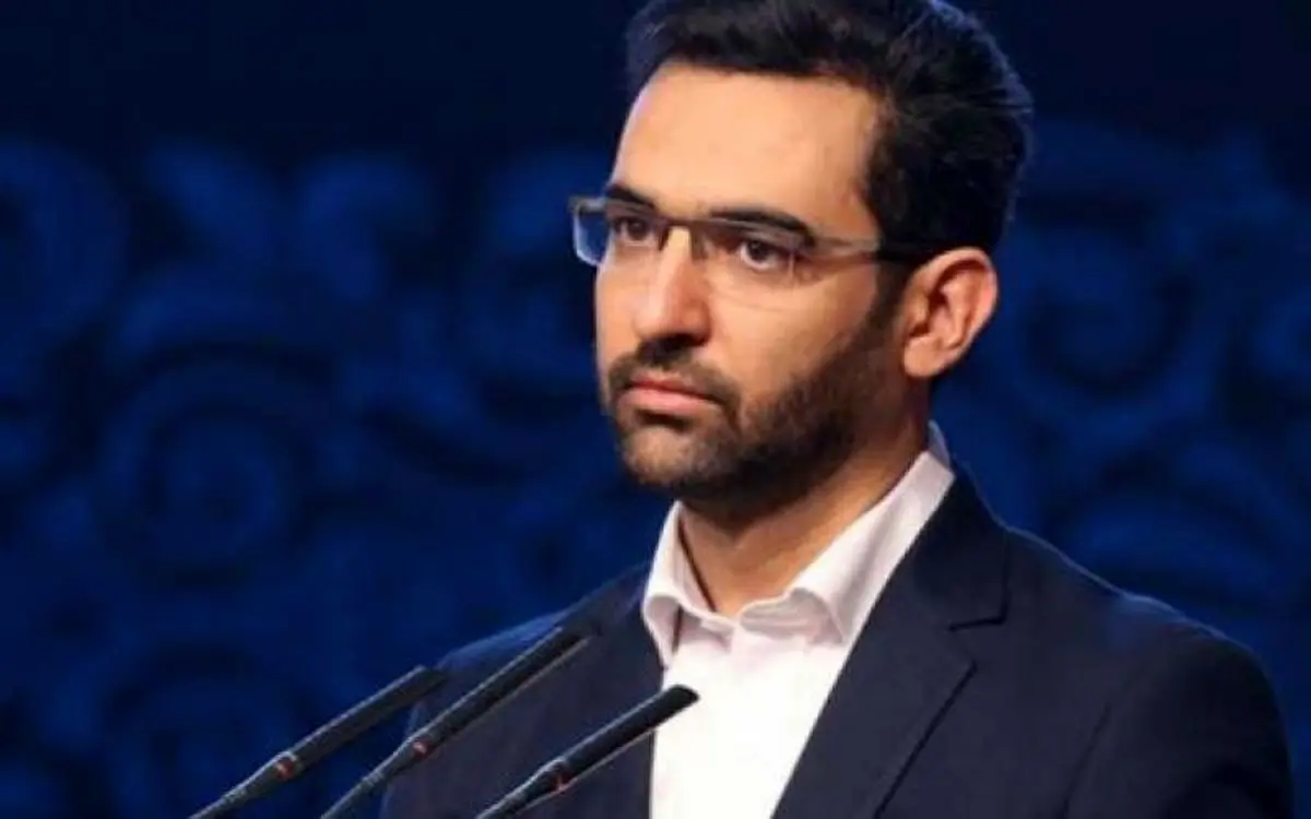 آذری جهرمی: خداحافظ کارت های بانکی و سلام بر پرداخت های موبایل محور