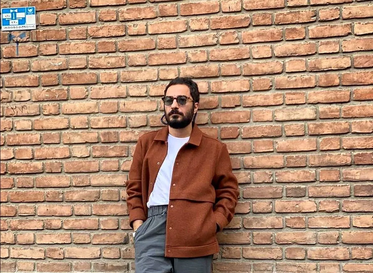 واکنش نوید محمدزاده به درگذشت علی انصاریان/ نسل ما همه‌شان سوختند، منتها درصد سوختگی‌شان فرق می‌کند